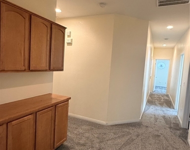 678 Kentons Run Avenue - Photo Thumbnail 36