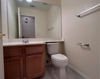 678 Kentons Run Avenue - Photo Thumbnail 16