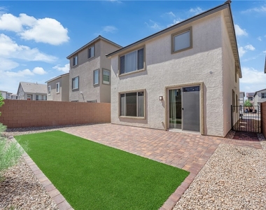5925 Obsidian Sky Avenue - Photo Thumbnail 30