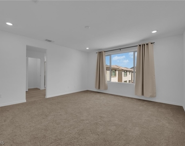 5925 Obsidian Sky Avenue - Photo Thumbnail 23