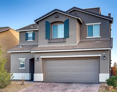 8117 Ancient Oaks Avenue - Photo Thumbnail 2