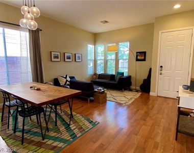10212 Refuge Court - Photo Thumbnail 8