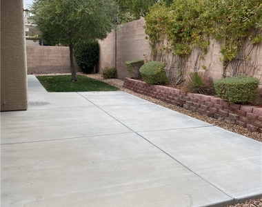 10212 Refuge Court - Photo Thumbnail 19