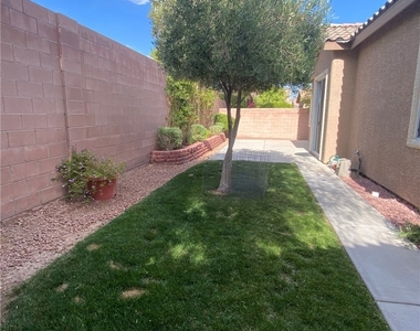 10212 Refuge Court - Photo Thumbnail 20