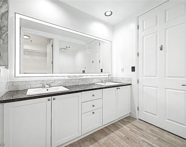 2405 W Serene Avenue - Photo Thumbnail 25
