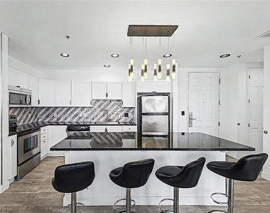 2405 W Serene Avenue - Photo Thumbnail 7
