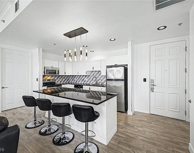 2405 W Serene Avenue - Photo Thumbnail 6