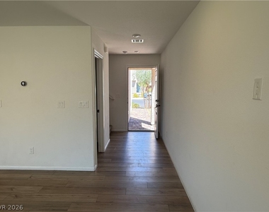 5299 Barcola Avenue - Photo Thumbnail 7