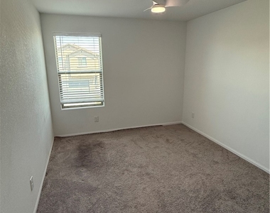 5299 Barcola Avenue - Photo Thumbnail 16