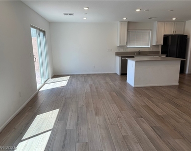 5299 Barcola Avenue - Photo Thumbnail 4