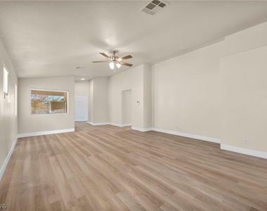 10306 Spider Rock Avenue - Photo Thumbnail 6