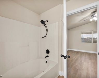10306 Spider Rock Avenue - Photo Thumbnail 30