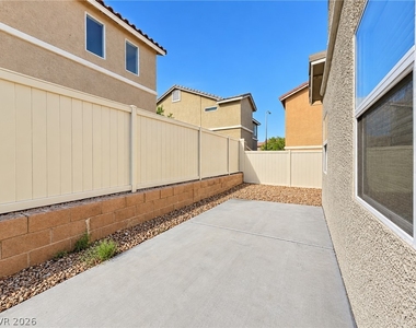 11970 Giles Street - Photo Thumbnail 9