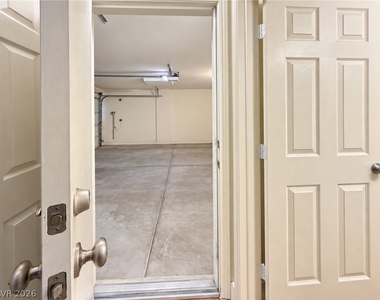 11970 Giles Street - Photo Thumbnail 14