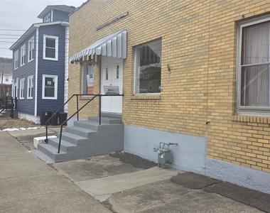 1007 Pine Street - Photo Thumbnail 15