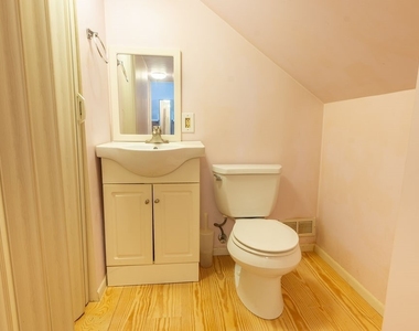 104 Van Mara Drive - Photo Thumbnail 16