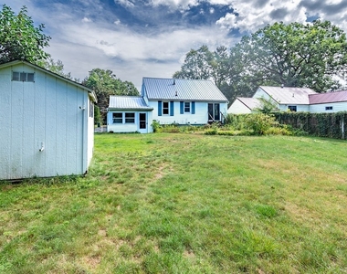 104 Van Mara Drive - Photo Thumbnail 21