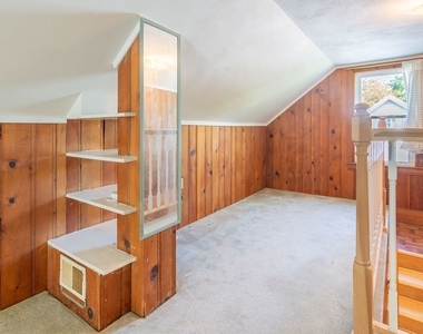 104 Van Mara Drive - Photo Thumbnail 13