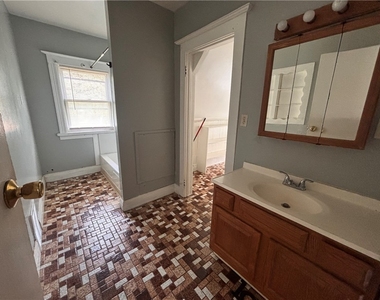 156 Cameron Street - Photo Thumbnail 5