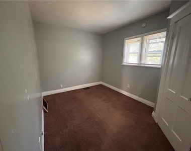 156 Cameron Street - Photo Thumbnail 8
