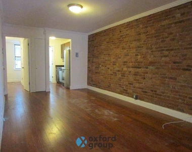 East 2nd Street - Photo Thumbnail 2