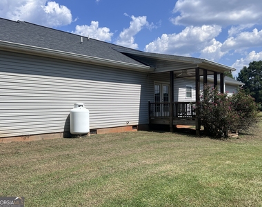 135 Hunt Road - Photo Thumbnail 26