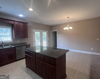 135 Hunt Road - Photo Thumbnail 8