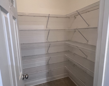 135 Hunt Road - Photo Thumbnail 9