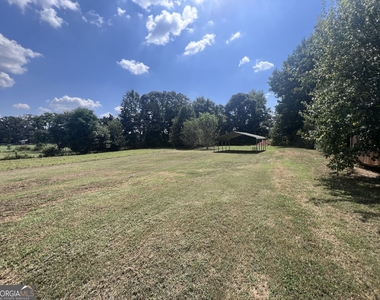 135 Hunt Road - Photo Thumbnail 27