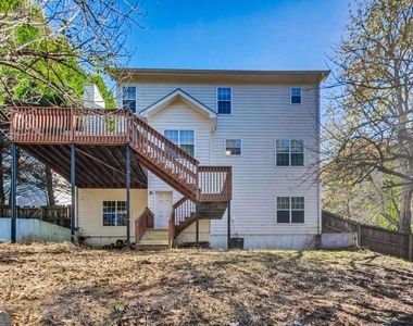 326 Canterbury Plac Drive - Photo Thumbnail 47