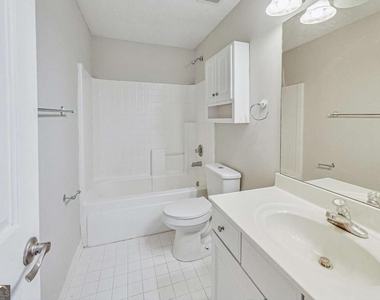 326 Canterbury Plac Drive - Photo Thumbnail 37
