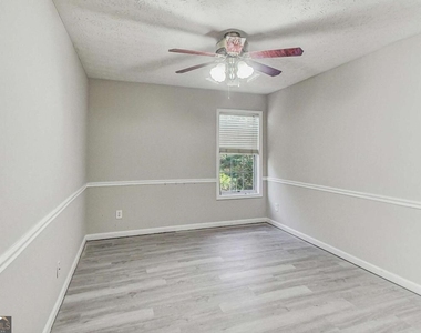 326 Canterbury Plac Drive - Photo Thumbnail 31