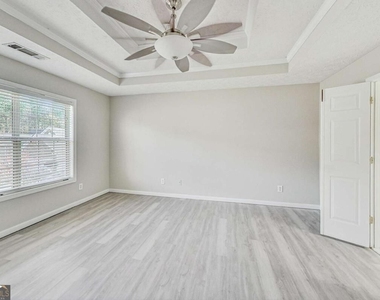 326 Canterbury Plac Drive - Photo Thumbnail 22