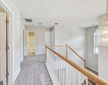326 Canterbury Plac Drive - Photo Thumbnail 21