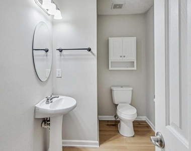 326 Canterbury Plac Drive - Photo Thumbnail 19