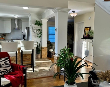 4361 Windmoor Drive Nw - Photo Thumbnail 4