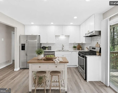 1819 Caribaea Trail Se - Photo Thumbnail 10