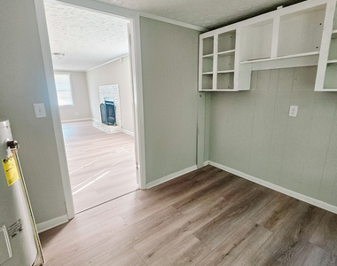 203 Briardale Avenue - Photo Thumbnail 9