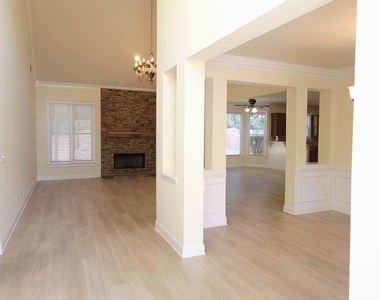 1753 Wheat Grass Way - Photo Thumbnail 3