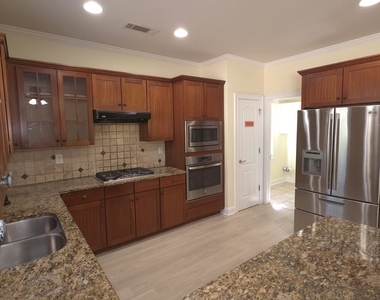 1753 Wheat Grass Way - Photo Thumbnail 10
