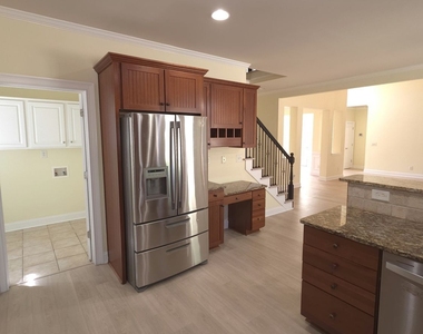 1753 Wheat Grass Way - Photo Thumbnail 12