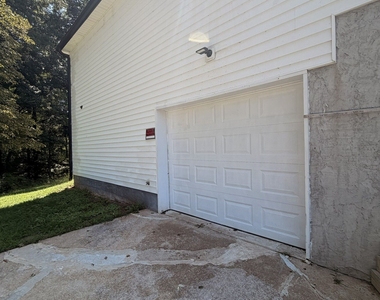 640 Valerie Circle - Photo Thumbnail 34