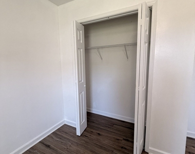 640 Valerie Circle - Photo Thumbnail 22