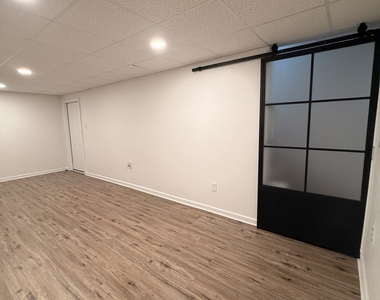 640 Valerie Circle - Photo Thumbnail 26