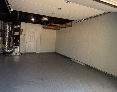 640 Valerie Circle - Photo Thumbnail 31