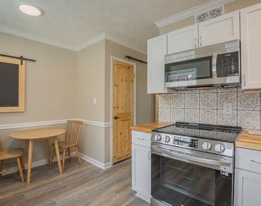 1235 Riverside Drive - Photo Thumbnail 42
