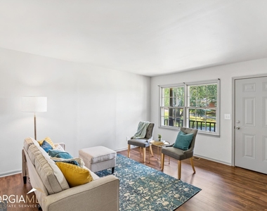 471 Moore - Photo Thumbnail 2