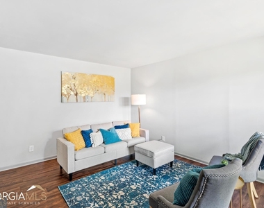 471 Moore - Photo Thumbnail 1