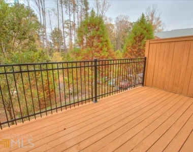 2415 Tenor Lane - Photo Thumbnail 3
