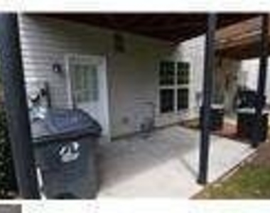 1002 Thornborough Drive - Photo Thumbnail 4
